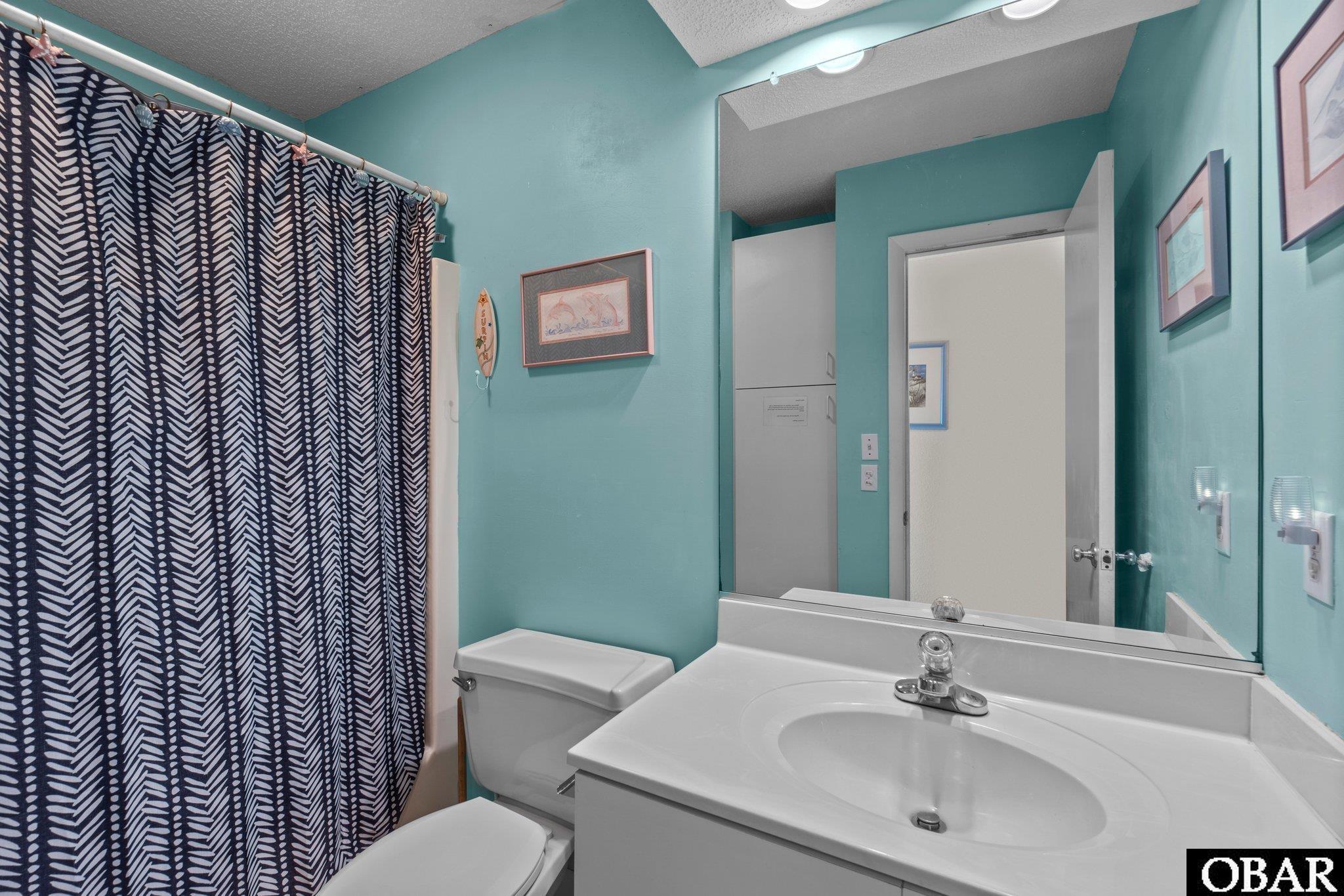 Kill Devil Hills, North Carolina, 27948, United States, 4 Bedrooms Bedrooms, ,3 BathroomsBathrooms,Residential,For Sale,1906788