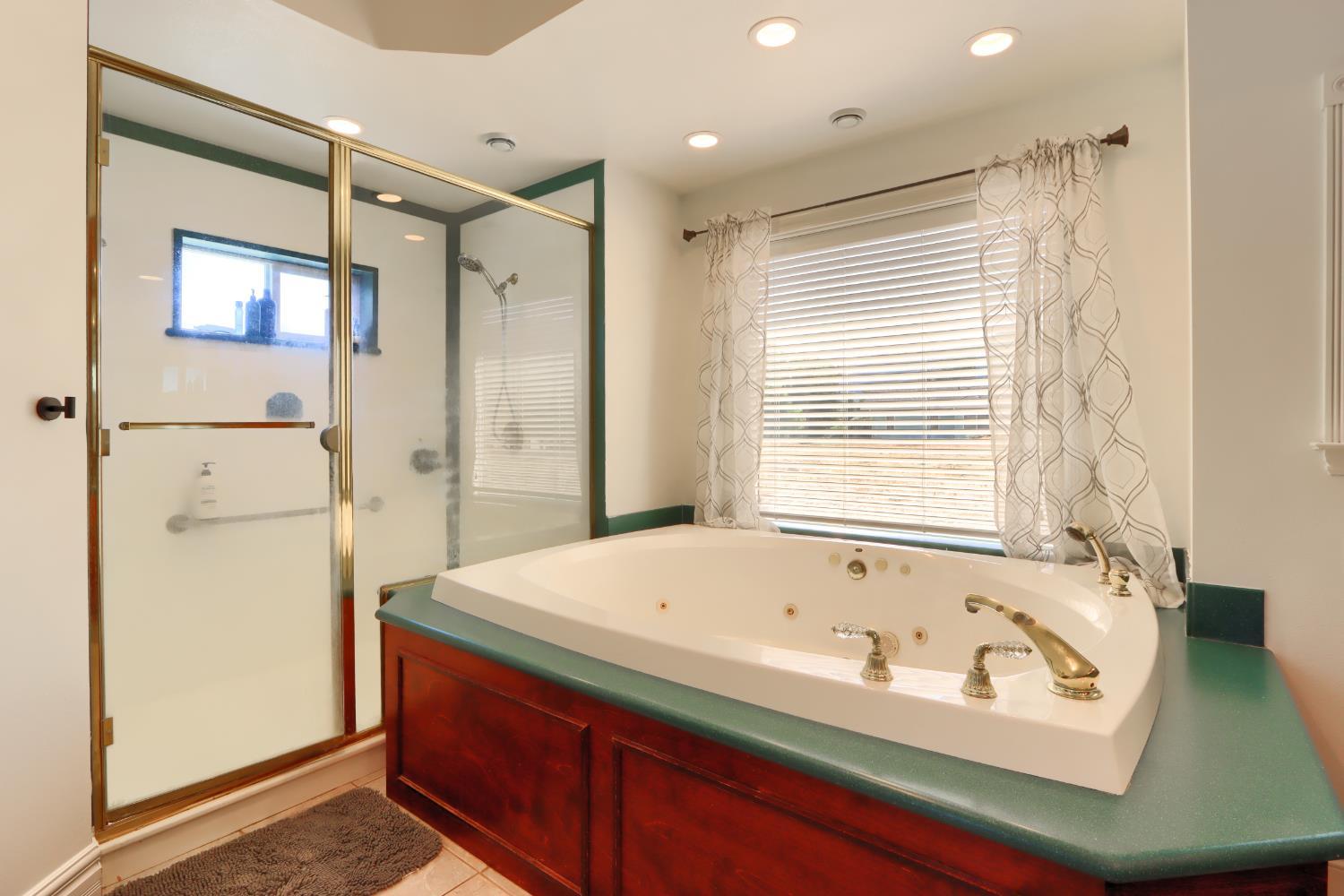 Ahwahnee, California, 93601, United States, 5 Bedrooms Bedrooms, ,4 BathroomsBathrooms,Residential,For Sale,1976799