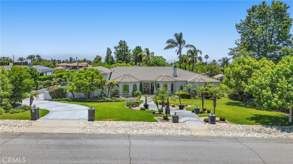 Claremont, California, 91711, United States, 4 Bedrooms Bedrooms, ,6 BathroomsBathrooms,Residential,For Sale,1893668