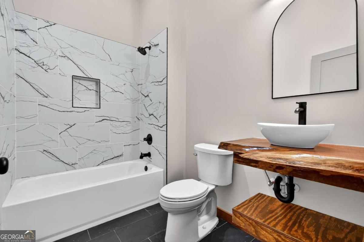 Mineral Bluff, Georgia, 30559, United States, 3 Bedrooms Bedrooms, ,3 BathroomsBathrooms,Residential,For Sale,2008232