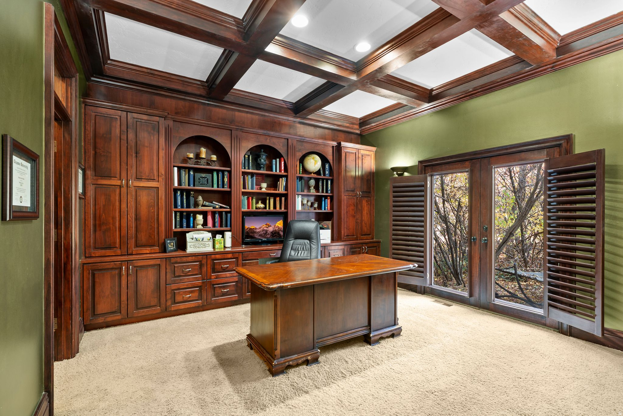 Sandy, Utah, 84092, United States, 6 Bedrooms Bedrooms, ,7 BathroomsBathrooms,Residential,For Sale,1988296