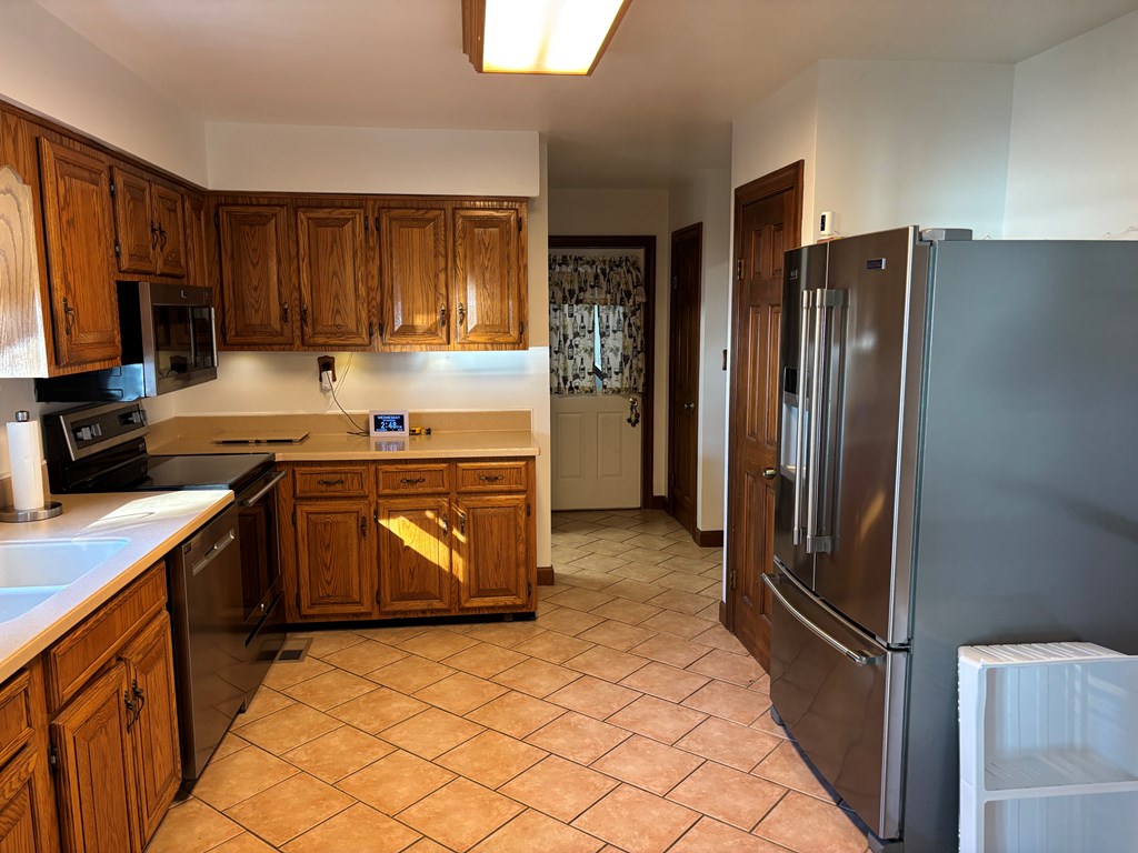 Machipongo, Virginia, 23405, United States, 3 Bedrooms Bedrooms, ,3 BathroomsBathrooms,Residential,For Sale,2003138