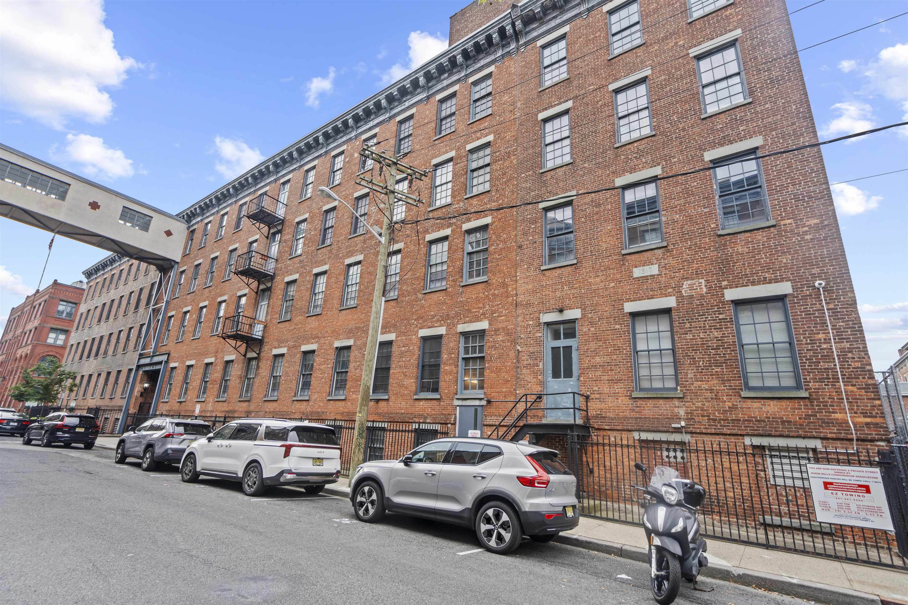 Jersey City, New Jersey, 07302, United States, 2 Bedrooms Bedrooms, ,2 BathroomsBathrooms,Residential,For Sale,1927516