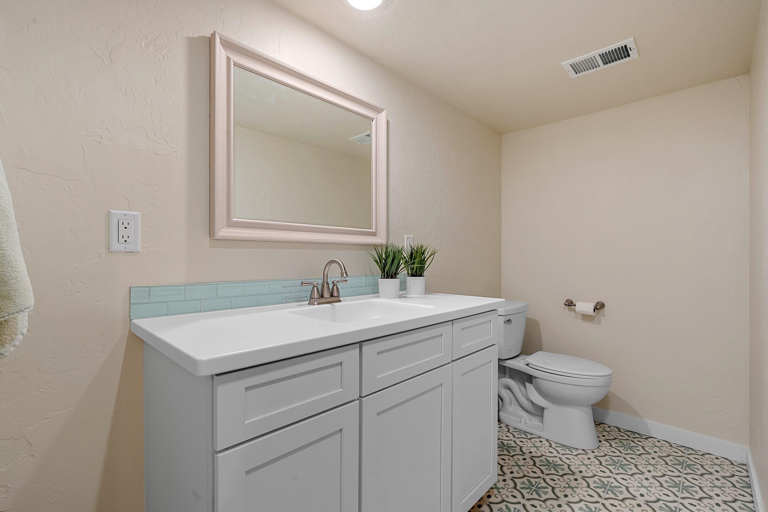 GREEN BAY, Wisconsin, 54301, United States, 3 Bedrooms Bedrooms, ,3 BathroomsBathrooms,Residential,For Sale,1969086