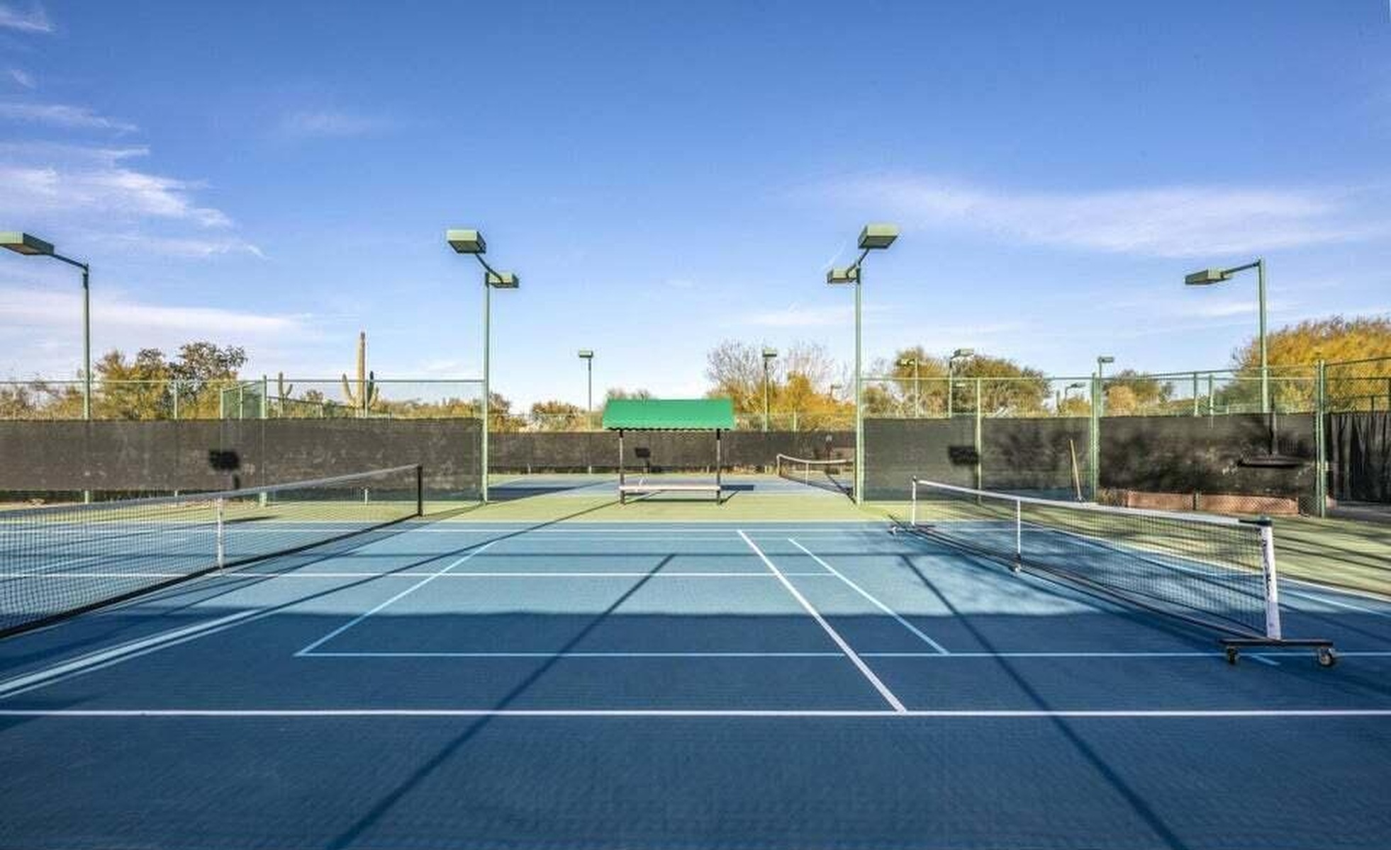  7696 E Moura Dr  Scottsdale, AZ - 物件實景