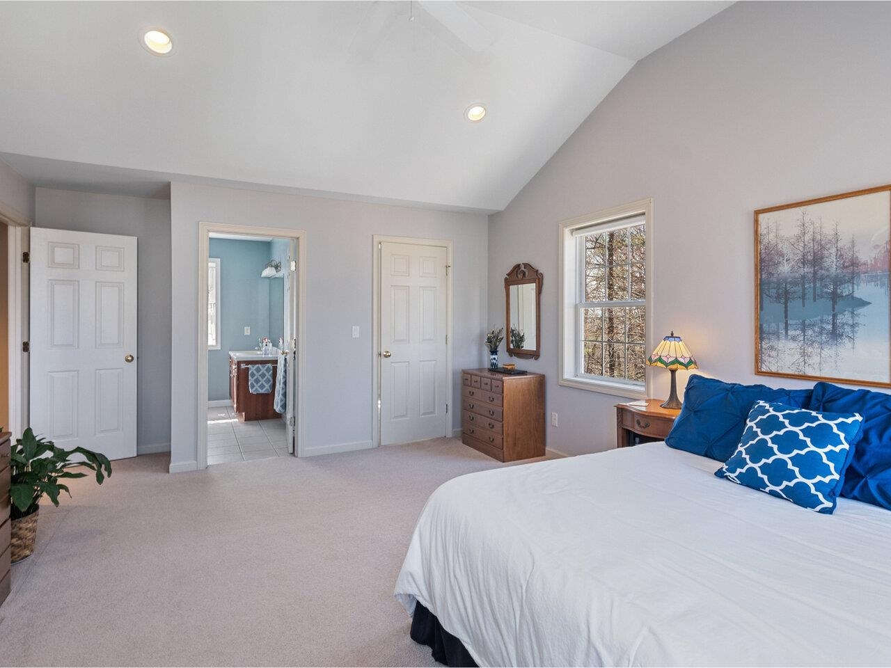 Colchester, Vermont, 05446, United States, 3 Bedrooms Bedrooms, ,3 BathroomsBathrooms,Residential,For Sale,1779357