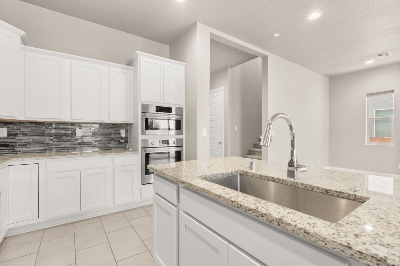 Rio Rancho, New Mexico, 87124, United States, 4 Bedrooms Bedrooms, ,3 BathroomsBathrooms,Residential,For Sale,1924973