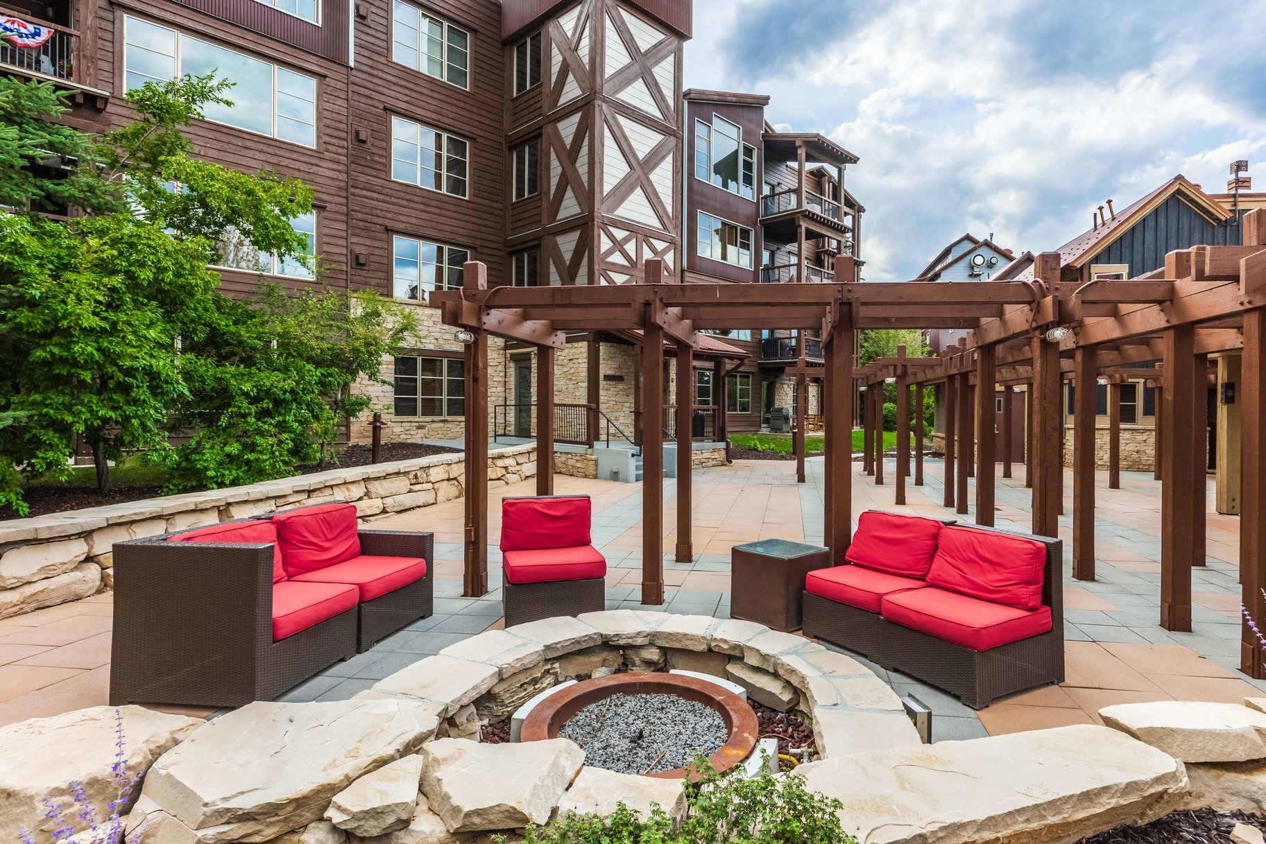  Silver Star 2 BR Ski-in/Ski-out Condo  Step into Your Mountain Dream Lifestyle - 物件實景