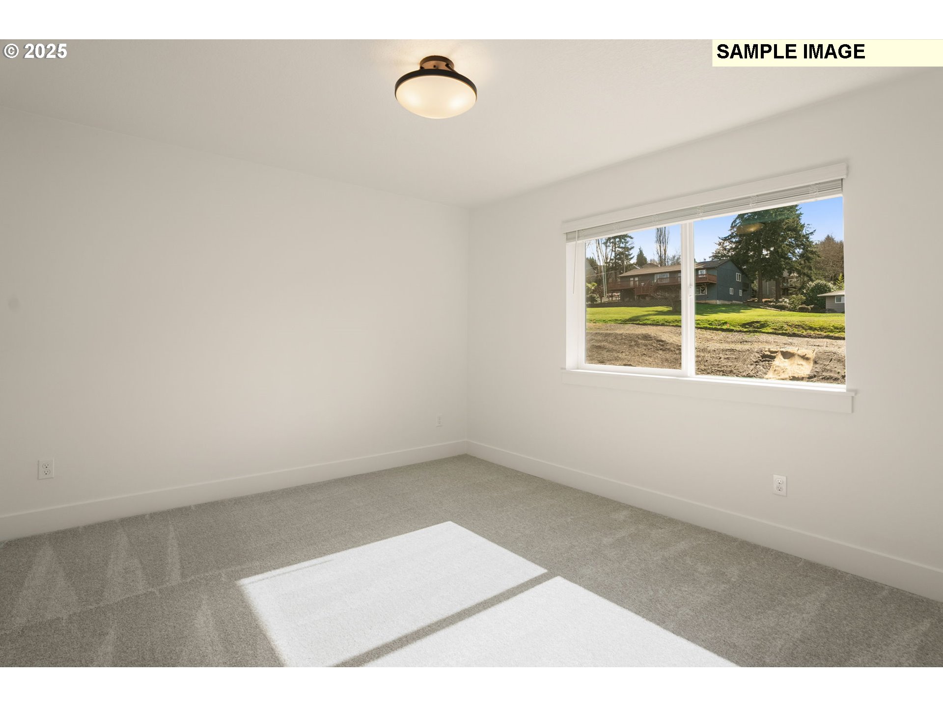 Beaverton, Oregon, 97003, United States, 4 Bedrooms Bedrooms, ,2 BathroomsBathrooms,Residential,For Sale,1730491