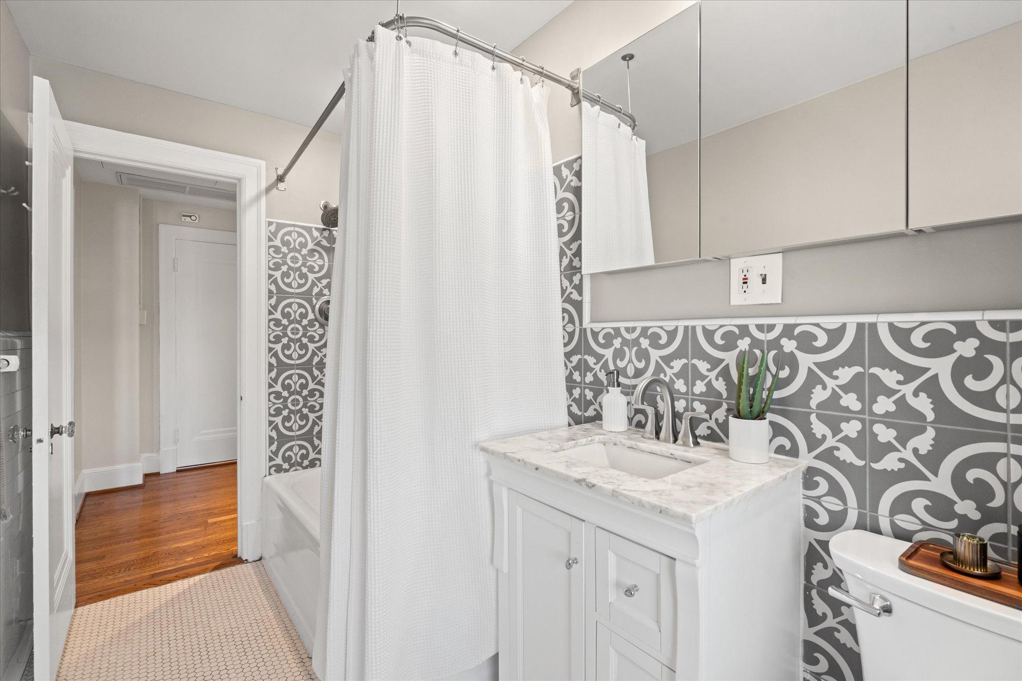  1661 Crescent Place NW, Washington, DC, 20009 - 物件實景