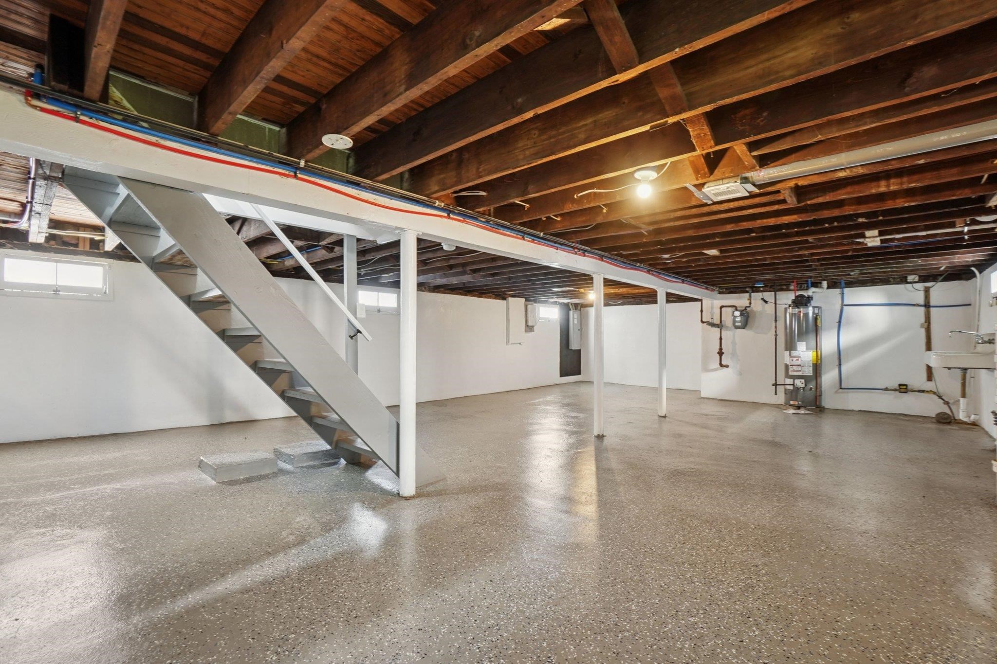 Wood-ridge, New Jersey, 07075, United States, 4 Bedrooms Bedrooms, ,3 BathroomsBathrooms,Residential,For Sale,1979587