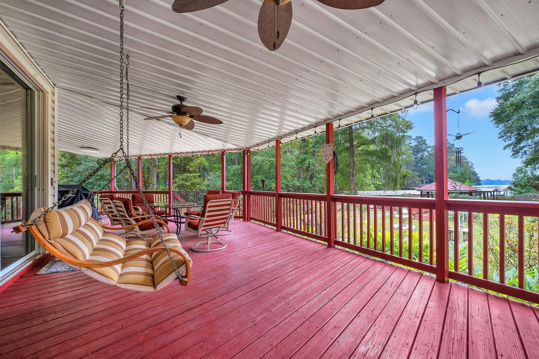 Quincy, Florida, 32351, United States, 3 Bedrooms Bedrooms, ,2 BathroomsBathrooms,Residential,For Sale,1804013