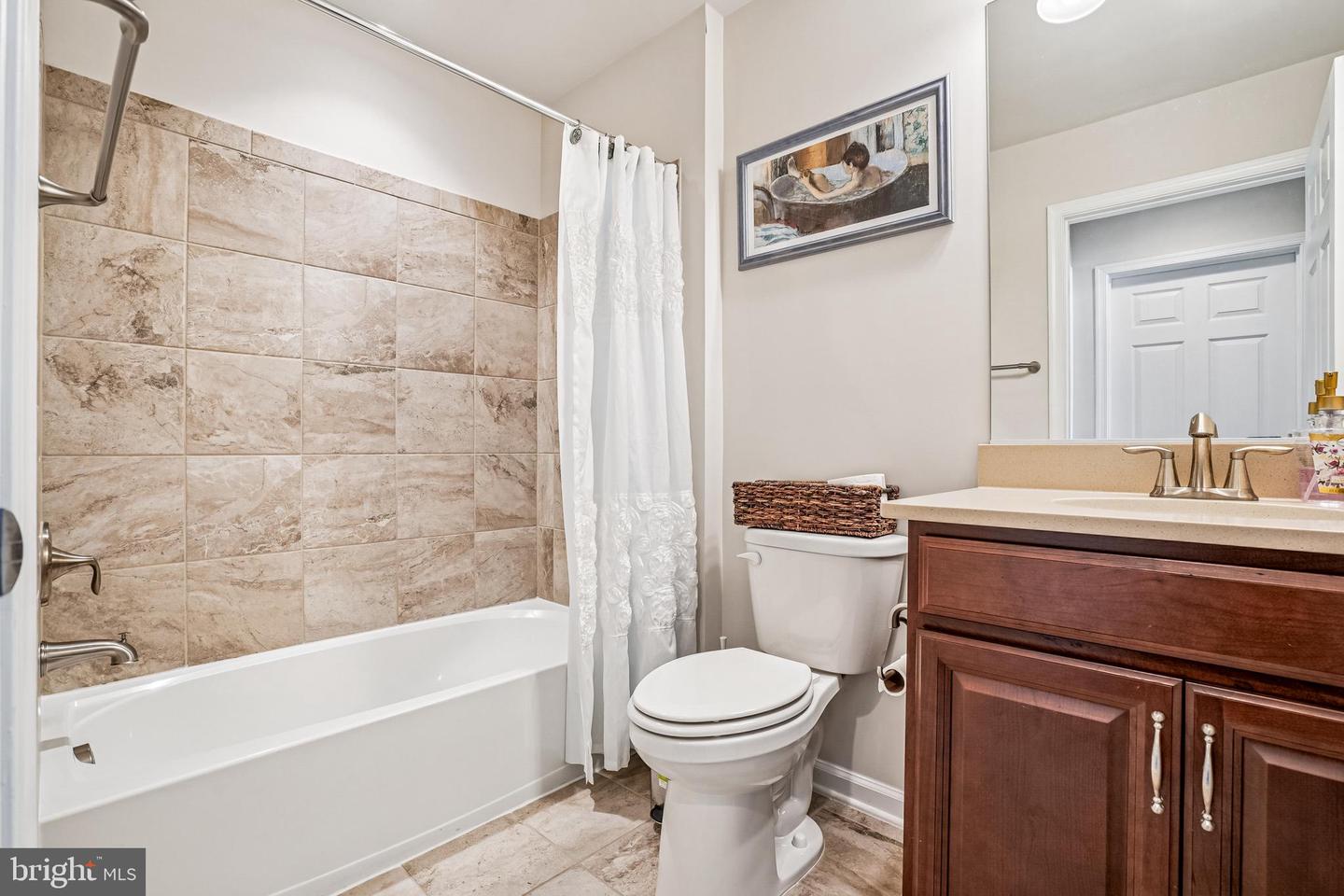 FREDERICKSBURG, Virginia, 22406, United States, 4 Bedrooms Bedrooms, ,4 BathroomsBathrooms,Residential,For Sale,1988261