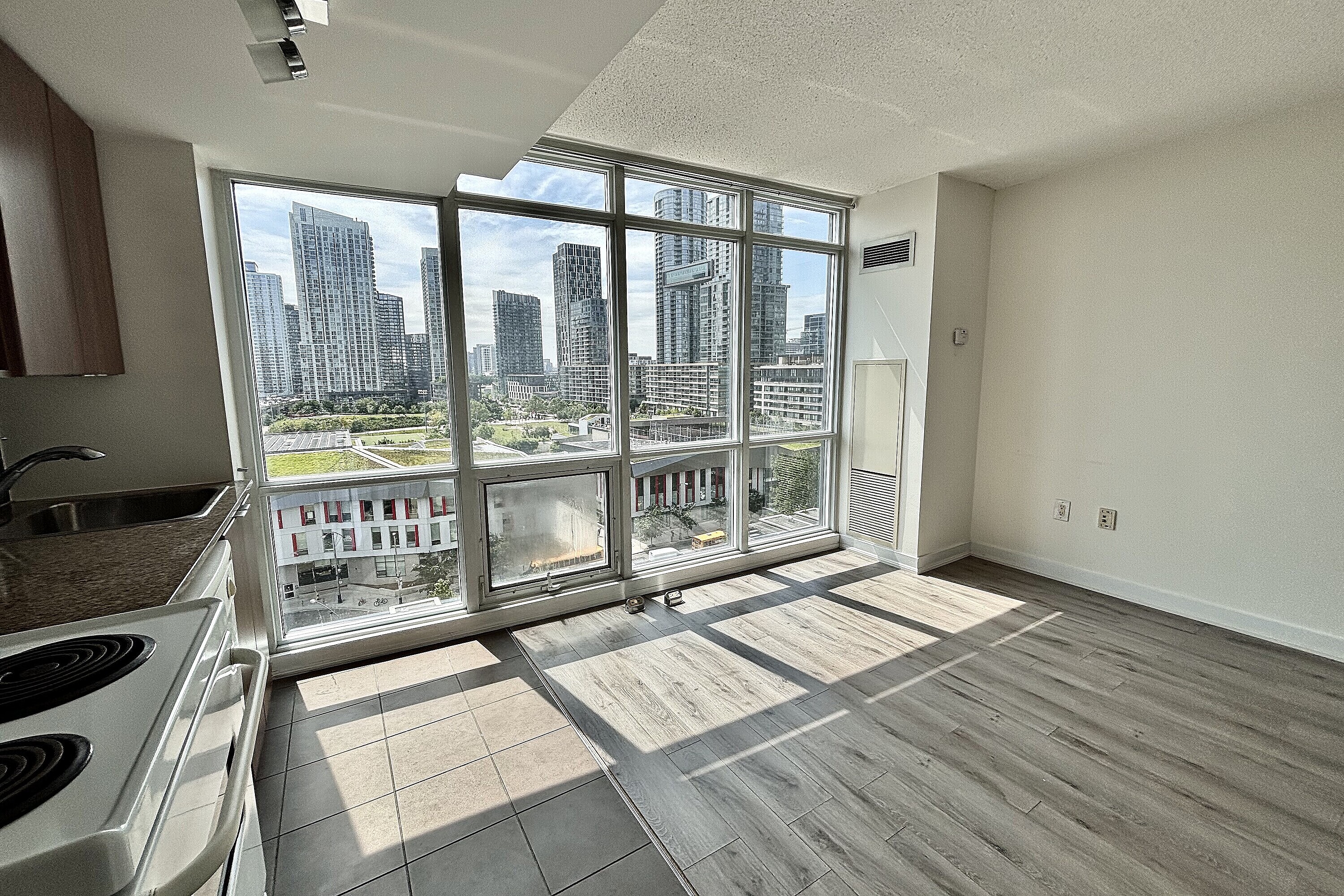  Toronto, Greater Toronto Area - 物件實景