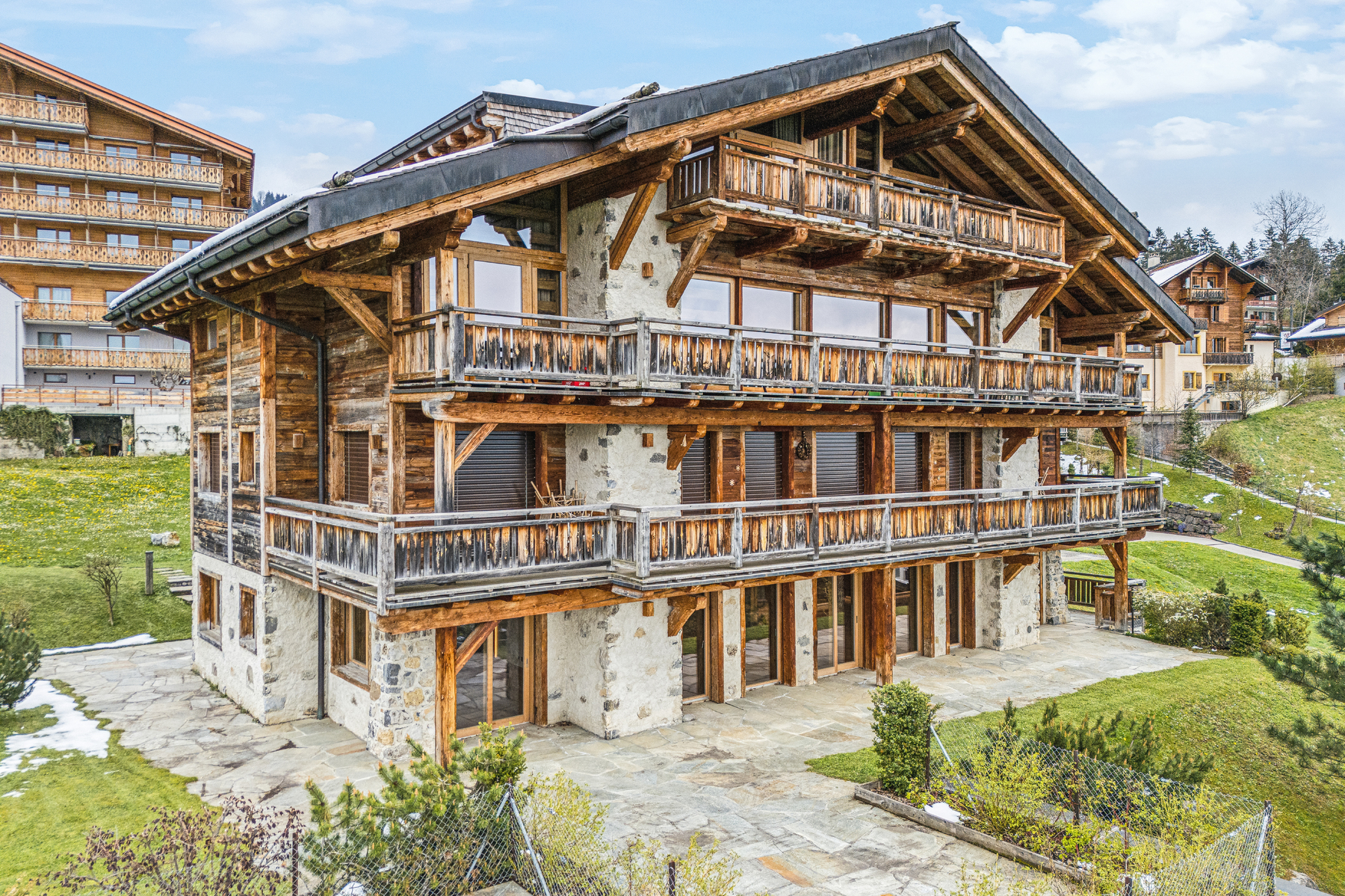 Exceptional duplex apartment in the heart of Villars, panoramic view