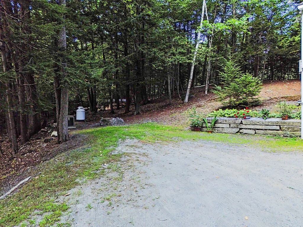 Rome, Maine, 04963, United States, 4 Bedrooms Bedrooms, ,2 BathroomsBathrooms,Residential,For Sale,1948503