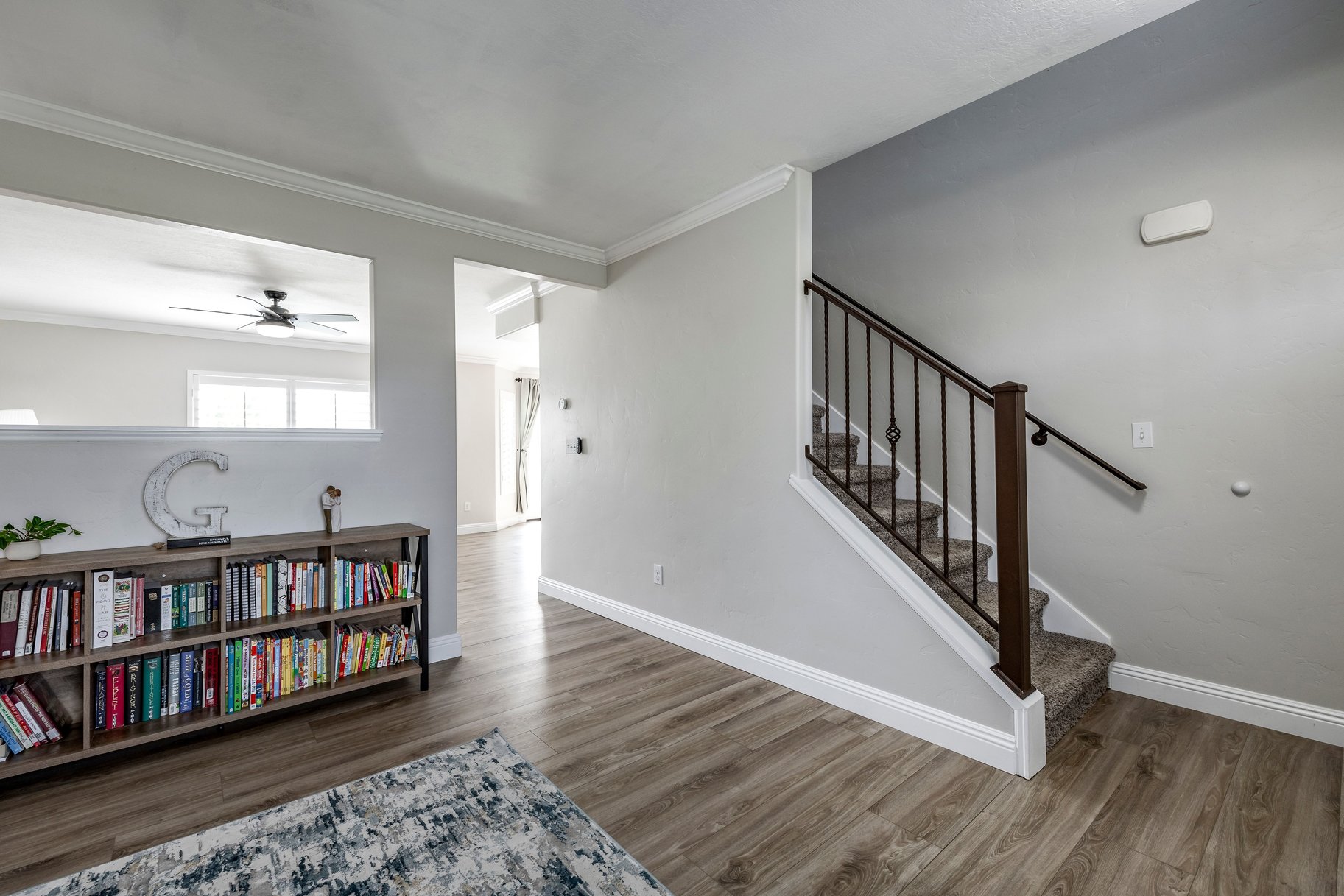  Fantastic Floor Plan in Great West Haven Location - 物件實景