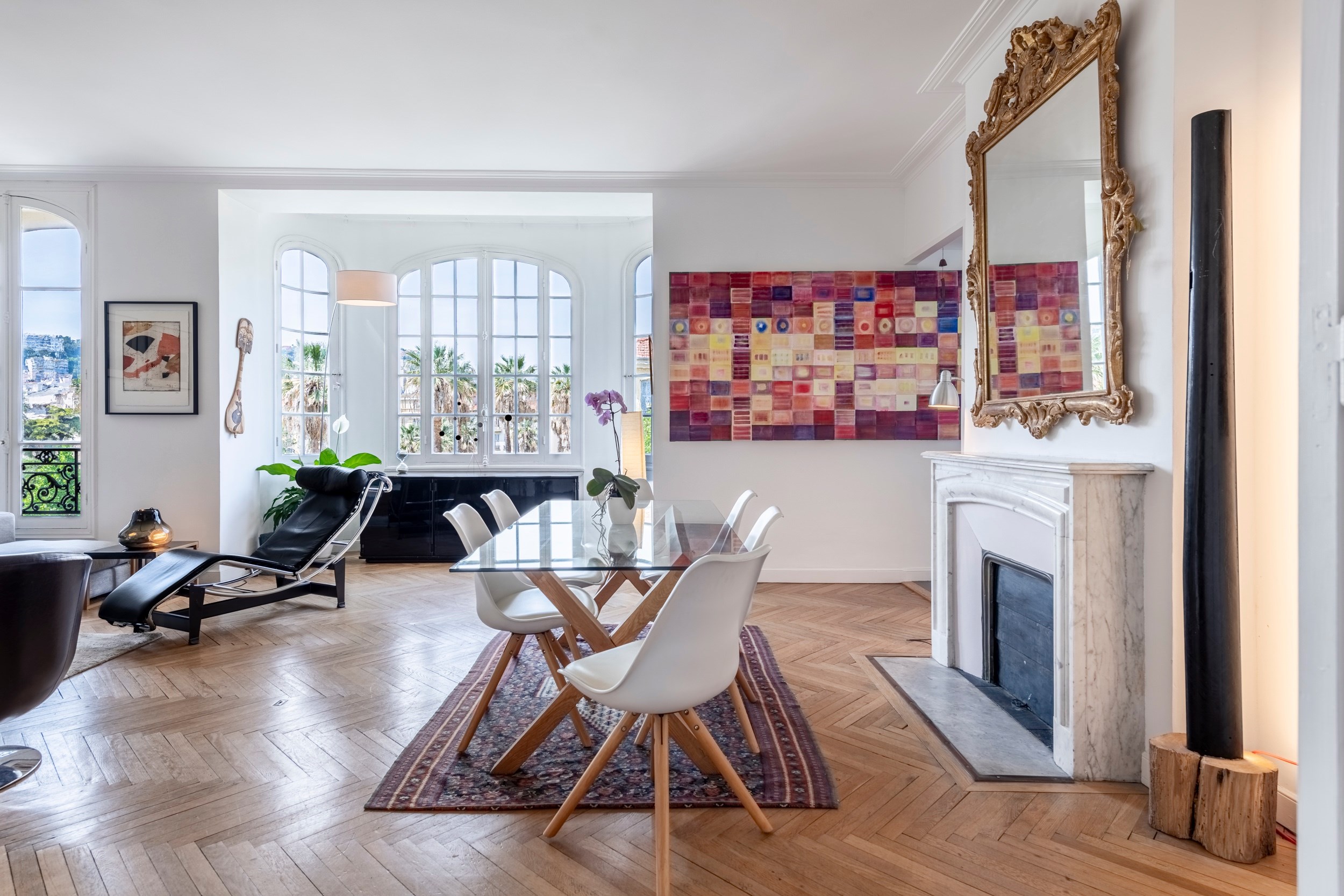  Nice Victor Hugo renovated 2 bedroom apartment 112 sqm with bow windows and par… - 物件實景
