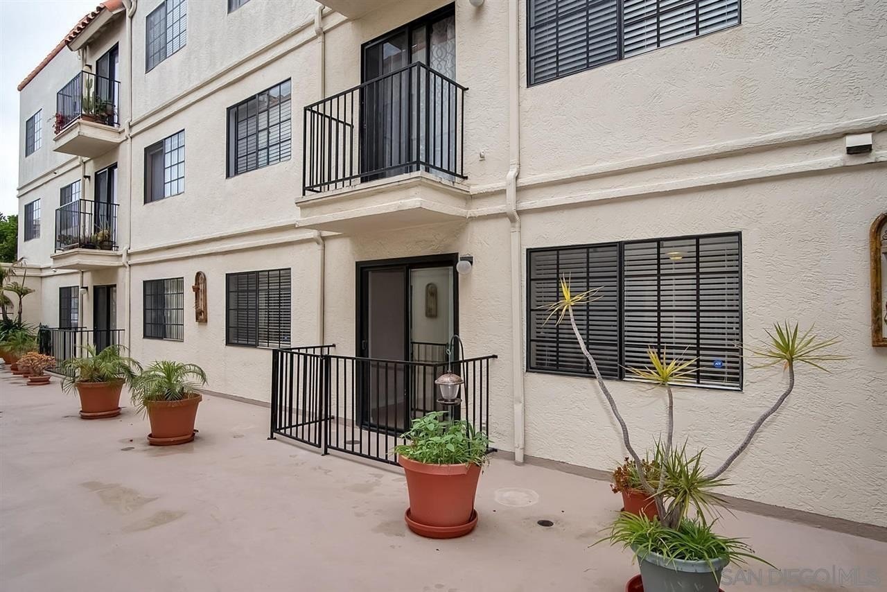 San Diego, California, 92104, United States, 2 Bedrooms Bedrooms, ,2 BathroomsBathrooms,Residential,For Sale,1794414