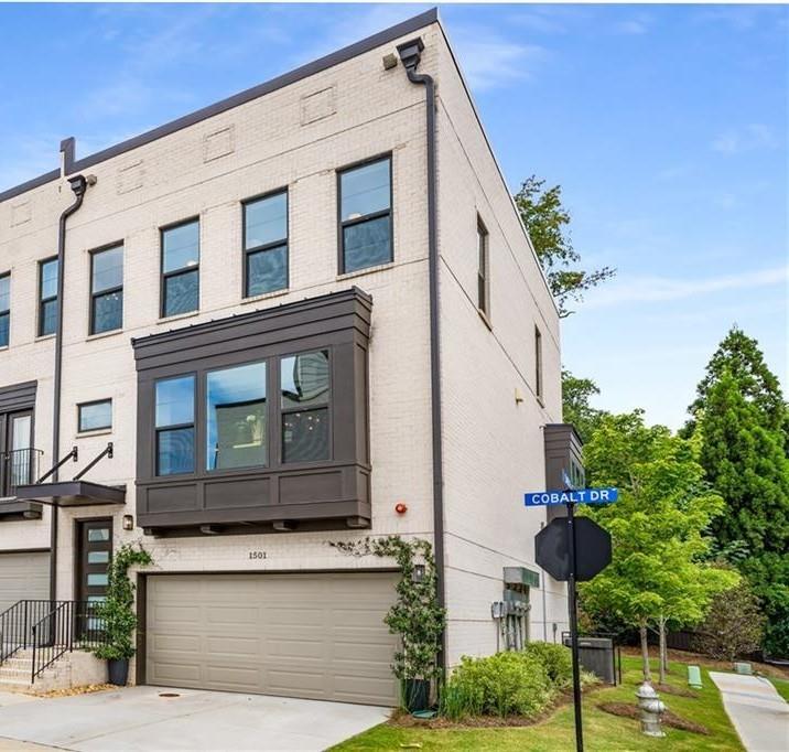 Atlanta, Georgia, 30318, United States, 3 Bedrooms Bedrooms, ,4 BathroomsBathrooms,Residential,For Sale,1911947