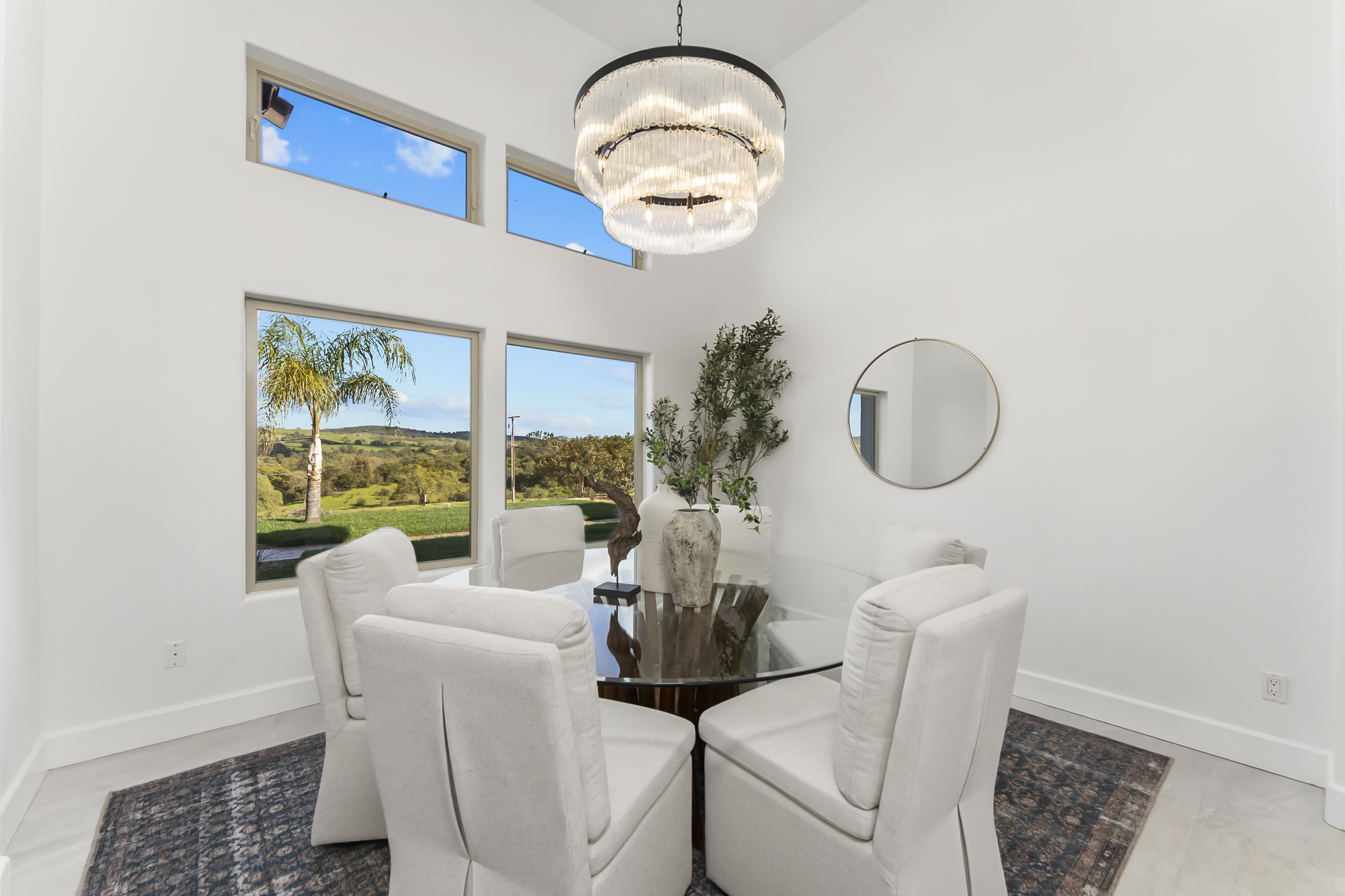  40 Acres - Big Views - Renovated Home - 物件實景