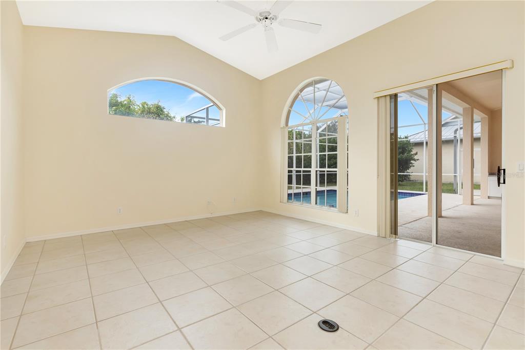 Tarpon Springs, Florida, 34689, United States, 3 Bedrooms Bedrooms, ,2 BathroomsBathrooms,Residential,For Sale,2003461