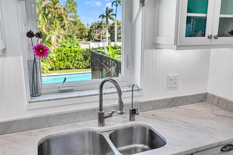 Fort Lauderdale, Florida, 33304, United States, 3 Bedrooms Bedrooms, ,3 BathroomsBathrooms,Residential,For Sale,1985546