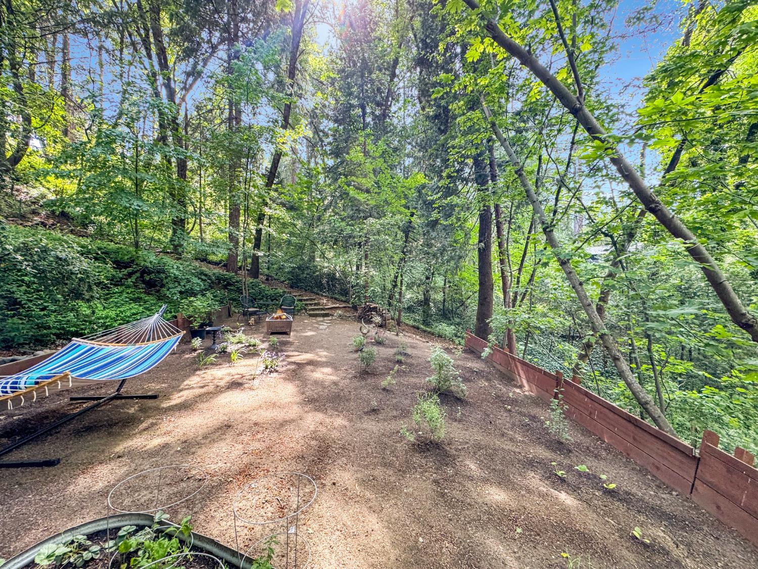 Grass Valley, California, 95945, United States, 3 Bedrooms Bedrooms, ,2 BathroomsBathrooms,Residential,For Sale,1944536