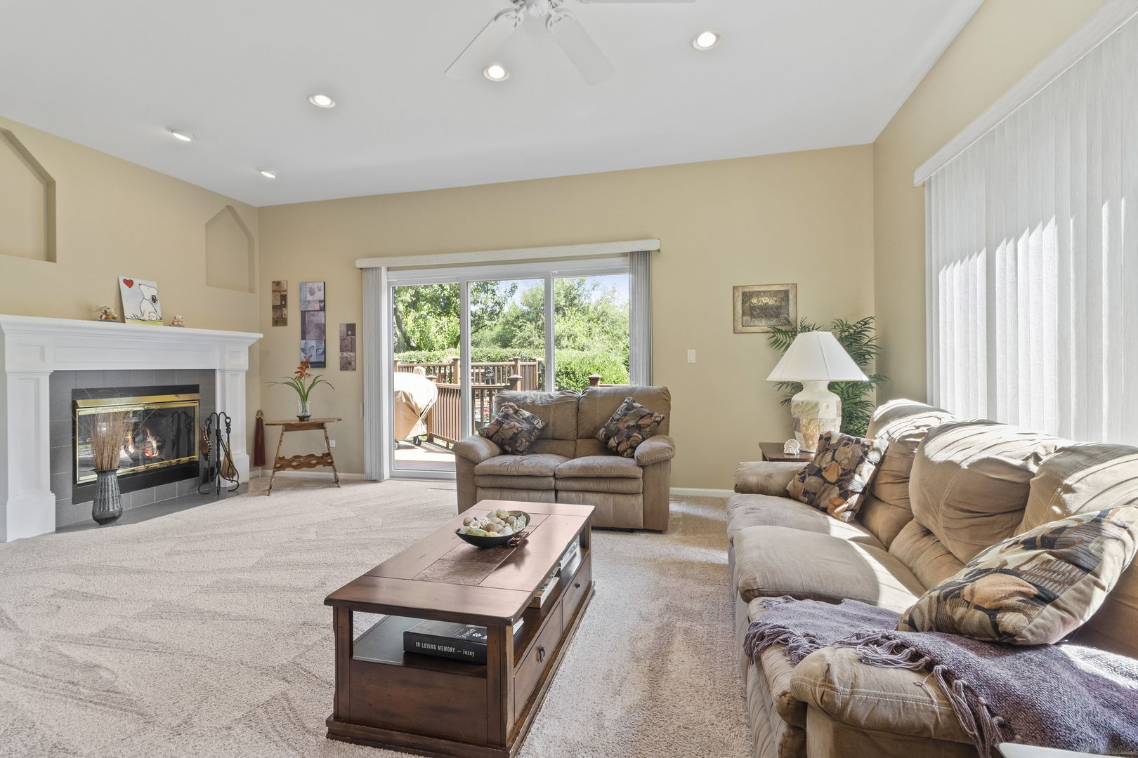 Shorewood, Illinois, 60404, United States, 4 Bedrooms Bedrooms, ,4 BathroomsBathrooms,Residential,For Sale,1971315