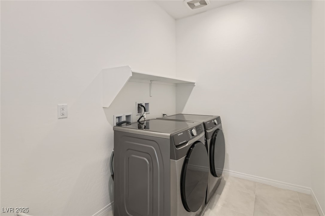 Henderson, Nevada, 89011, United States, 3 Bedrooms Bedrooms, ,2 BathroomsBathrooms,Residential,For Sale,1912412