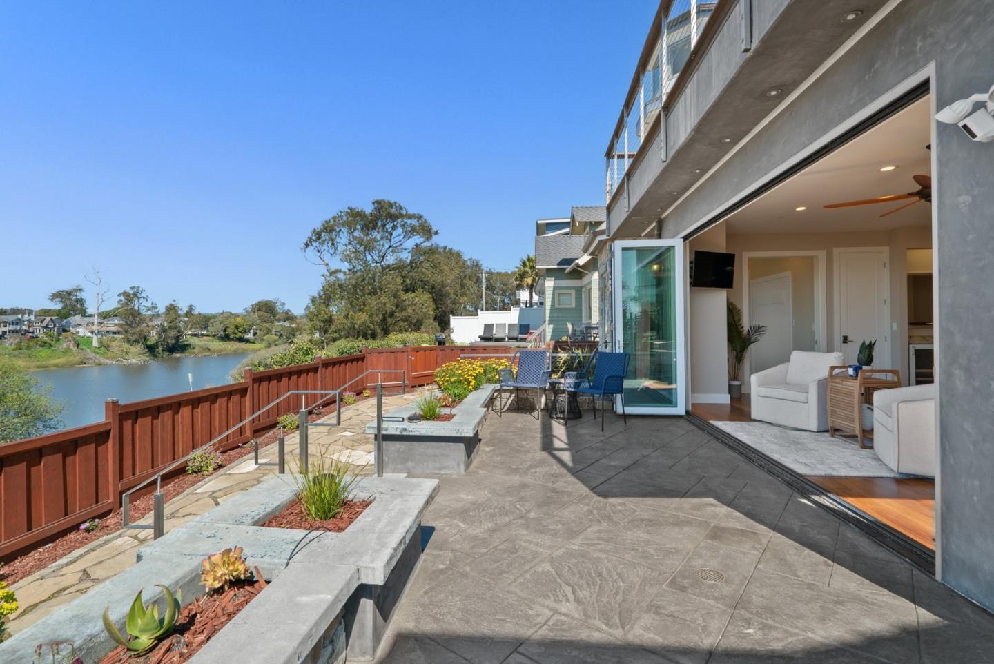 Santa Cruz, California, 95062, United States, 3 Bedrooms Bedrooms, ,3 BathroomsBathrooms,Residential,For Sale,1738627