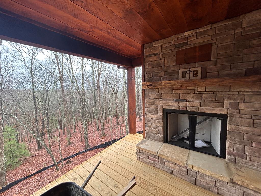 Mineral Bluff, Georgia, 30559, United States, 4 Bedrooms Bedrooms, ,3 BathroomsBathrooms,Residential,For Sale,1859066