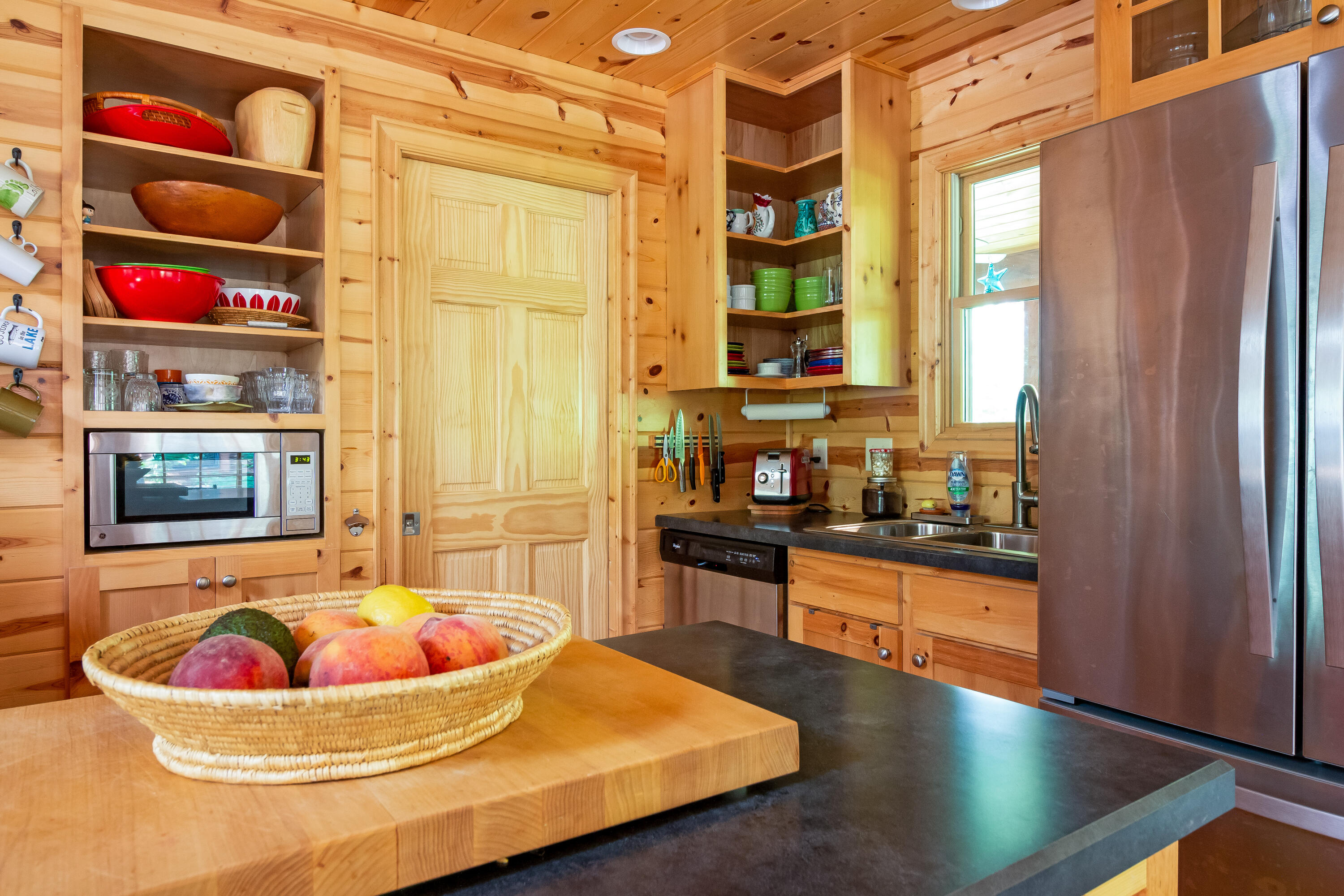 Saugatuck, Michigan, 49453, United States, 3 Bedrooms Bedrooms, ,3 BathroomsBathrooms,Residential,For Sale,1981176