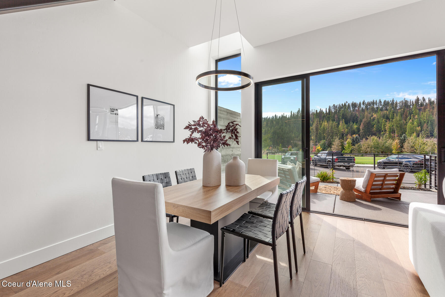 Coeur d'Alene, Idaho, 83815, United States, 2 Bedrooms Bedrooms, ,Residential,For Sale,1984255