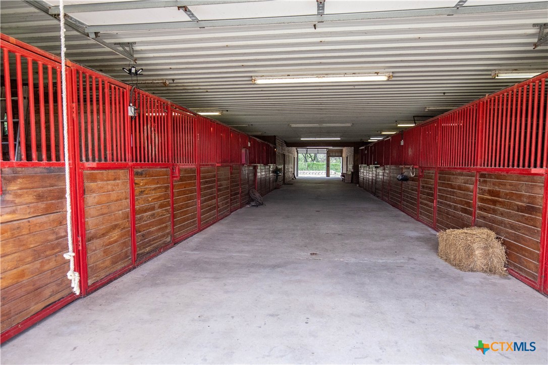 La Vernia, Texas, 78121, United States, 2 Bedrooms Bedrooms, ,3 BathroomsBathrooms,Residential,For Sale,2001735