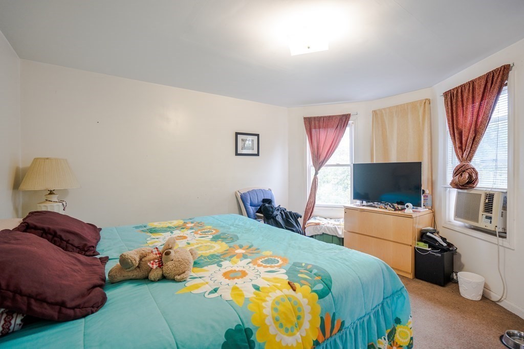 279 Chelsea St Street, Boston, Massachusetts, 02128, United States, 9 Bedrooms Bedrooms, ,3 BathroomsBathrooms,Residential,For Sale,279 Chelsea St Street,1009845