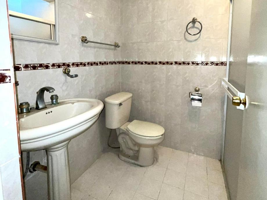 Rio Volga, Torreón, Coahuila de Zaragoza, 27010, Mexico, 5 Bedrooms Bedrooms, ,3 BathroomsBathrooms,Residential,For Sale,Rio Volga,1588778