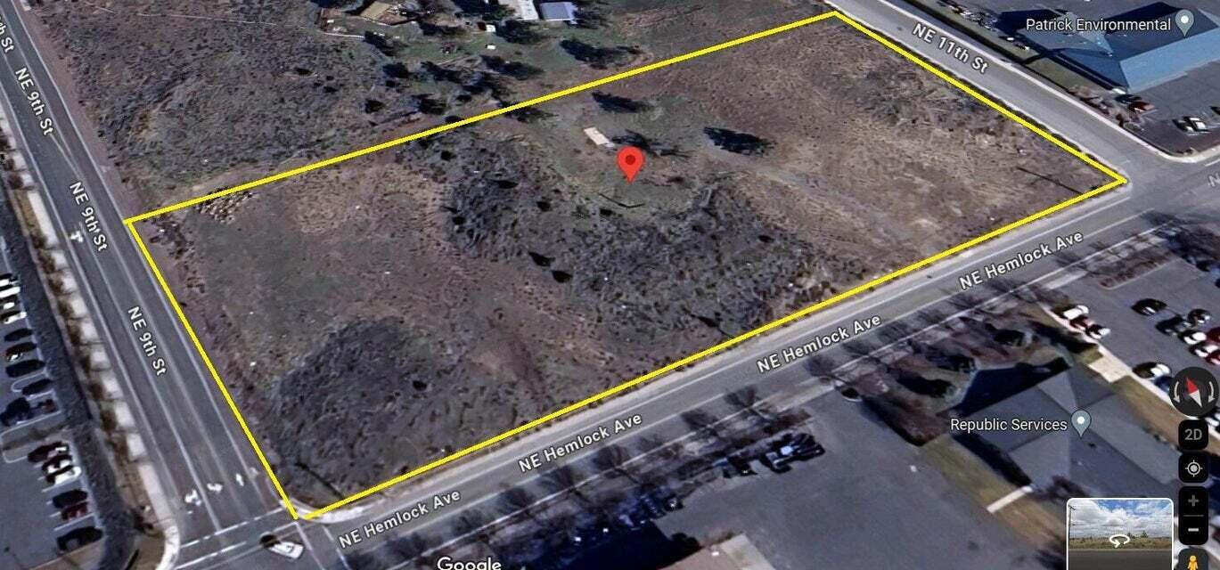 Redmond, Oregon, 97756, United States, ,Residential,For Sale,1927820