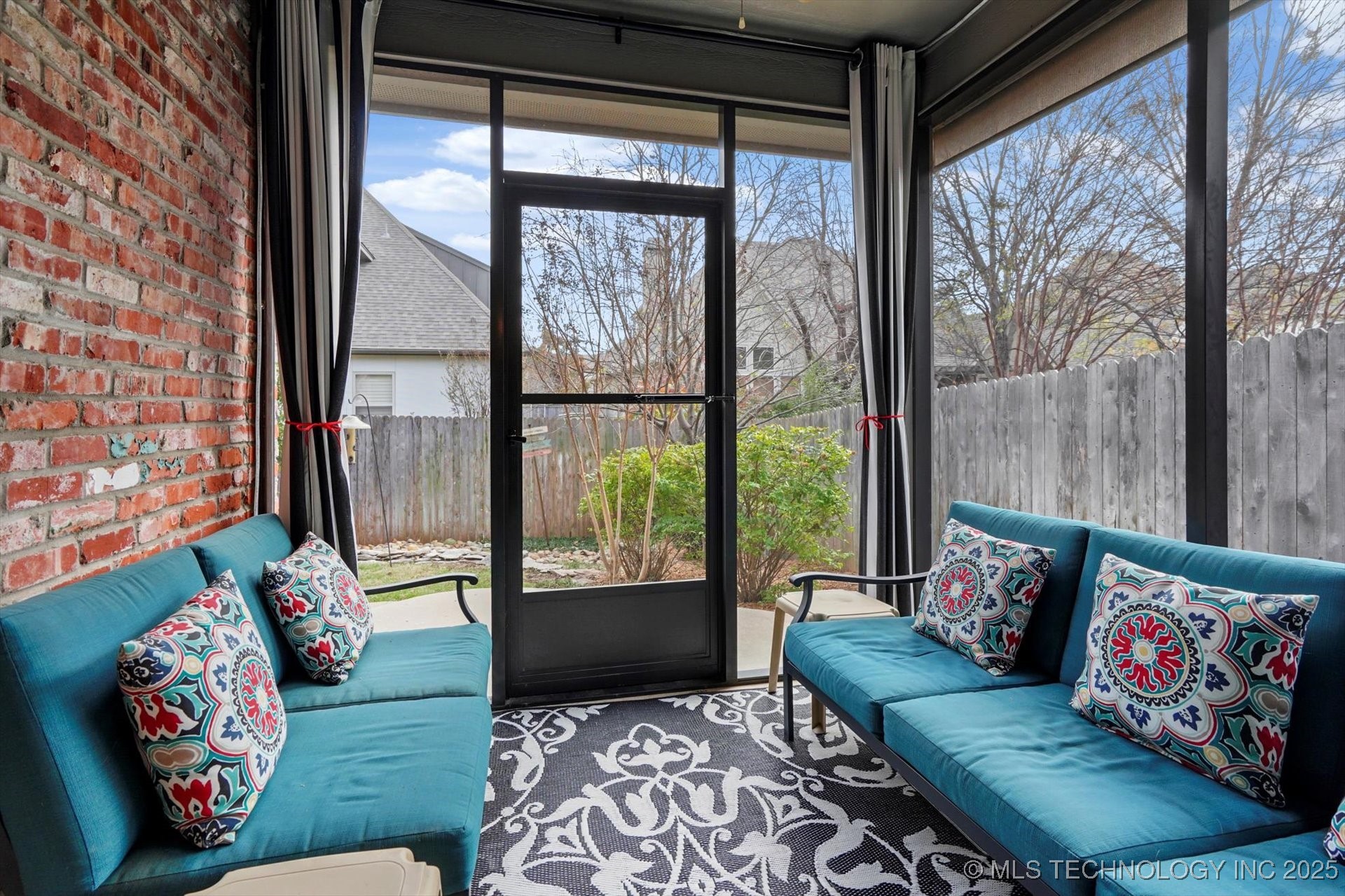 Tulsa, Oklahoma, 74137, United States, 4 Bedrooms Bedrooms, ,4 BathroomsBathrooms,Residential,For Sale,2003368