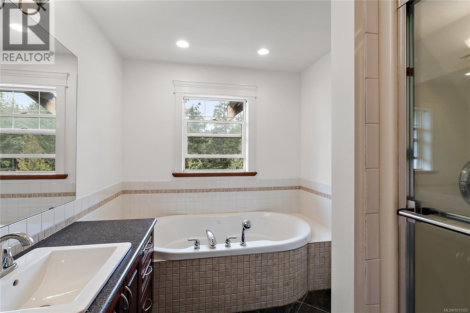 LANGFORD, British Columbia, V9C 4L5, CA, 4 Bedrooms Bedrooms, ,4 BathroomsBathrooms,Residential,For Sale,1946861