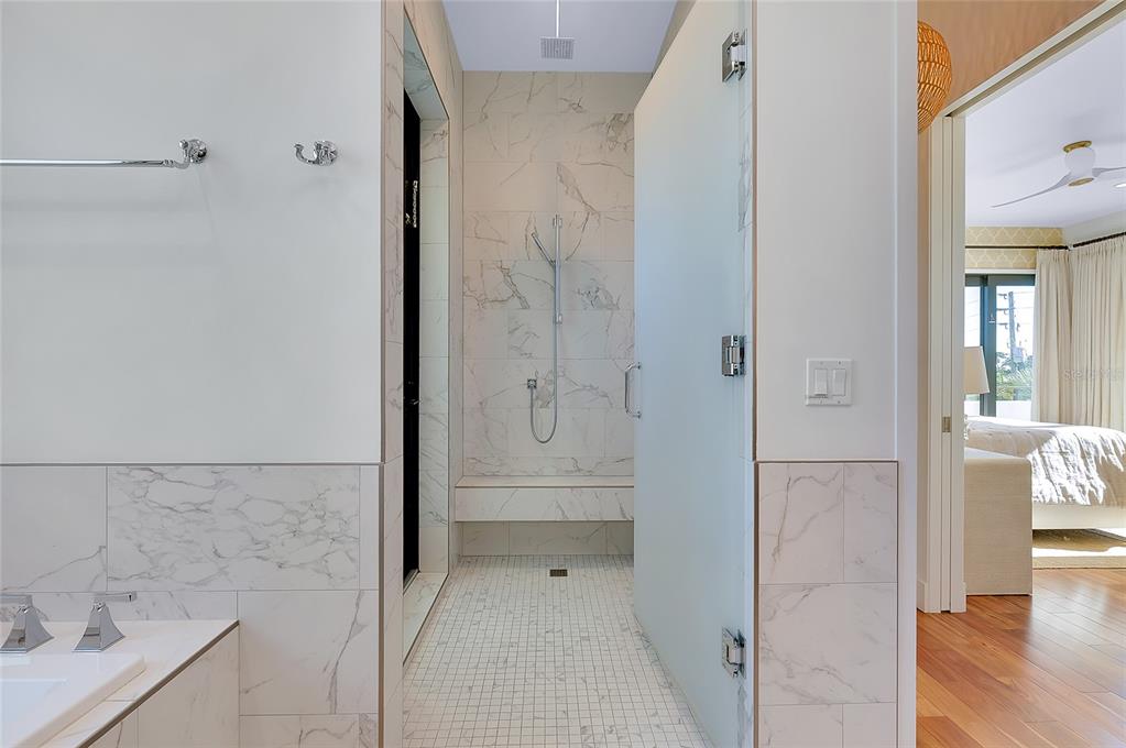 Sarasota, Florida, 34236, United States, 5 Bedrooms Bedrooms, ,6 BathroomsBathrooms,Residential,For Sale,1994803