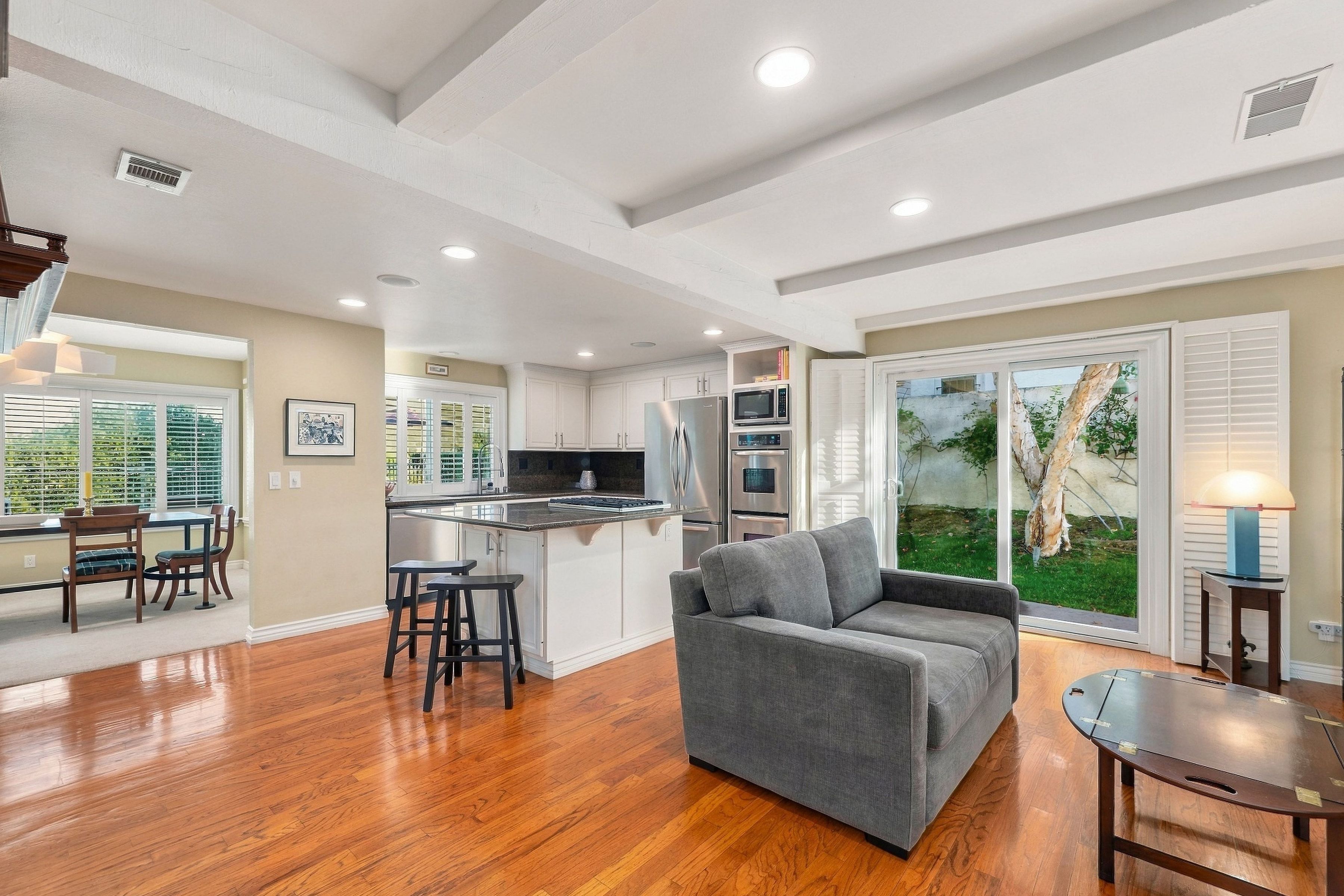  908 Blue Spring Drive, Westlake Village - 物件實景