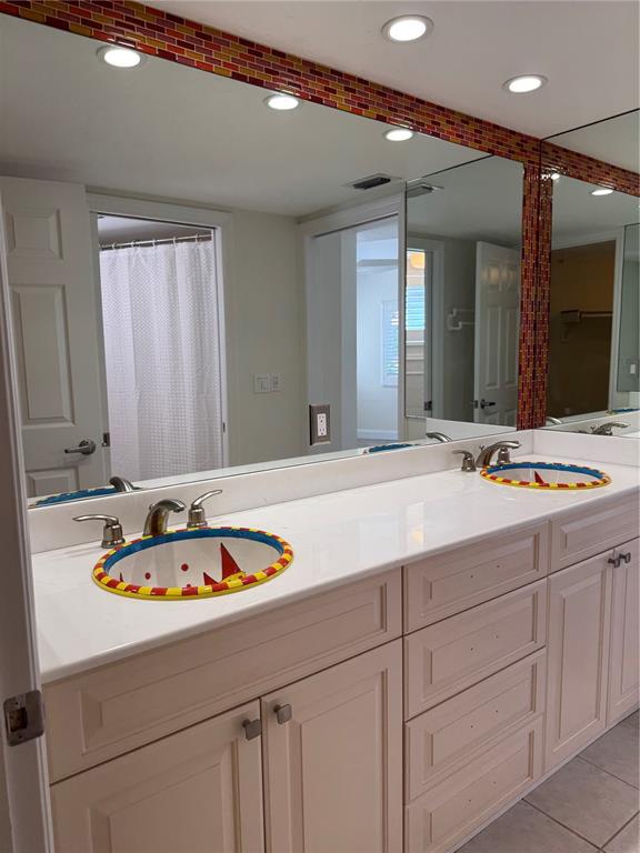 Longboat Key, Florida, 34228, United States, 2 Bedrooms Bedrooms, ,2 BathroomsBathrooms,Residential,For Sale,1766269