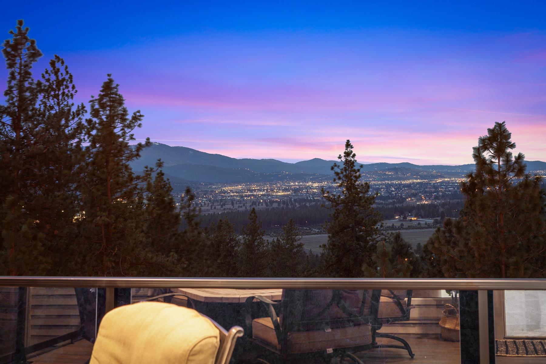 Newman Lake, Washington, 99025, United States, 3 Bedrooms Bedrooms, ,4 BathroomsBathrooms,Residential,For Sale,2028659