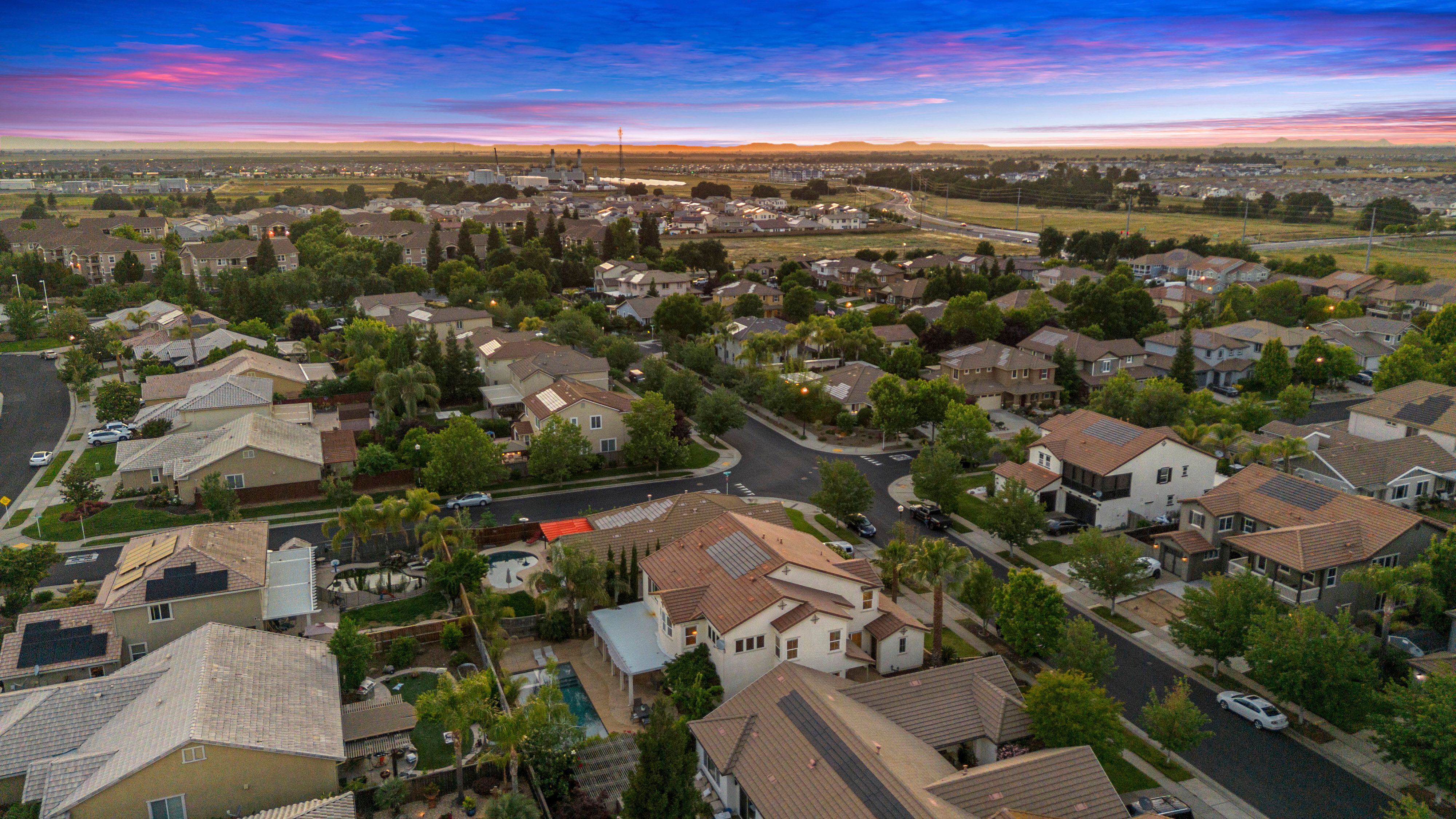  2564 Summerland Way, Roseville, CA 95747 - 物件實景