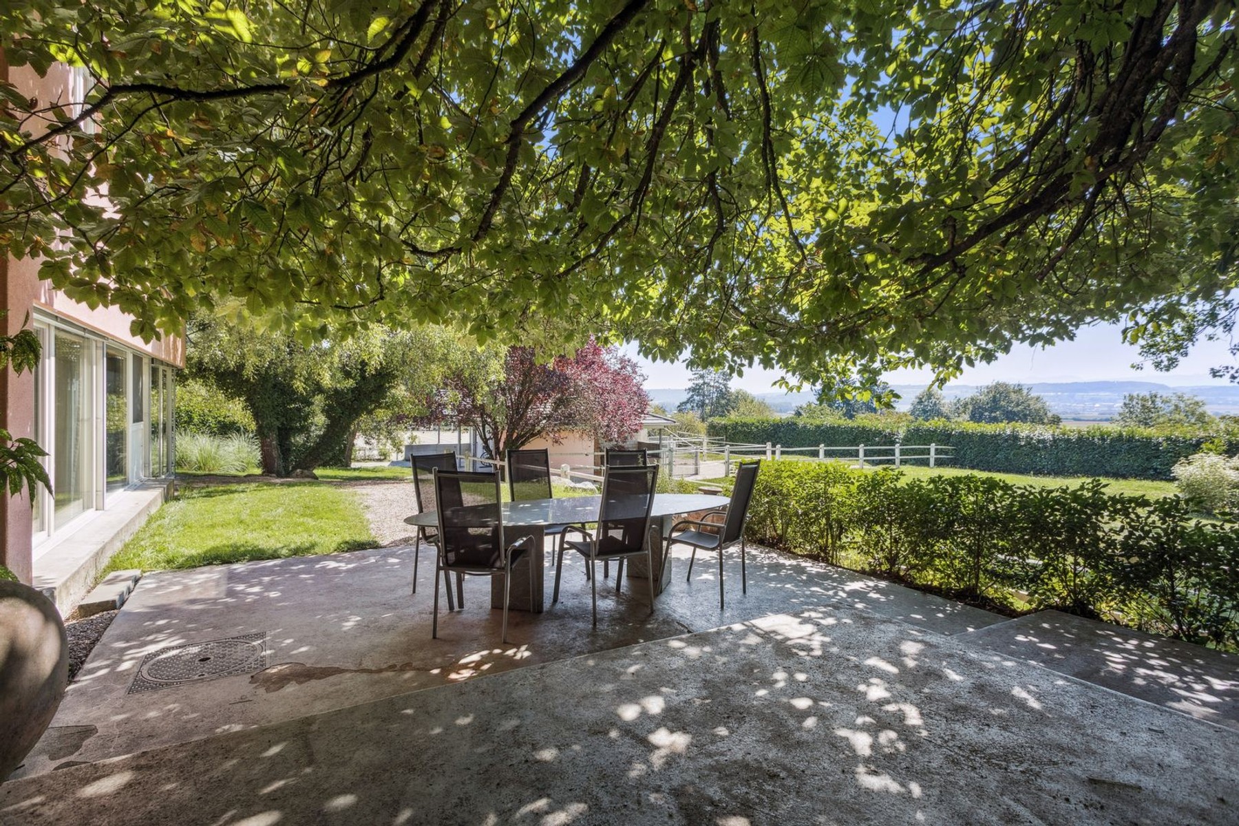  An exceptional equestrian estate that blends nature, elegance, and freedom - 物件實景