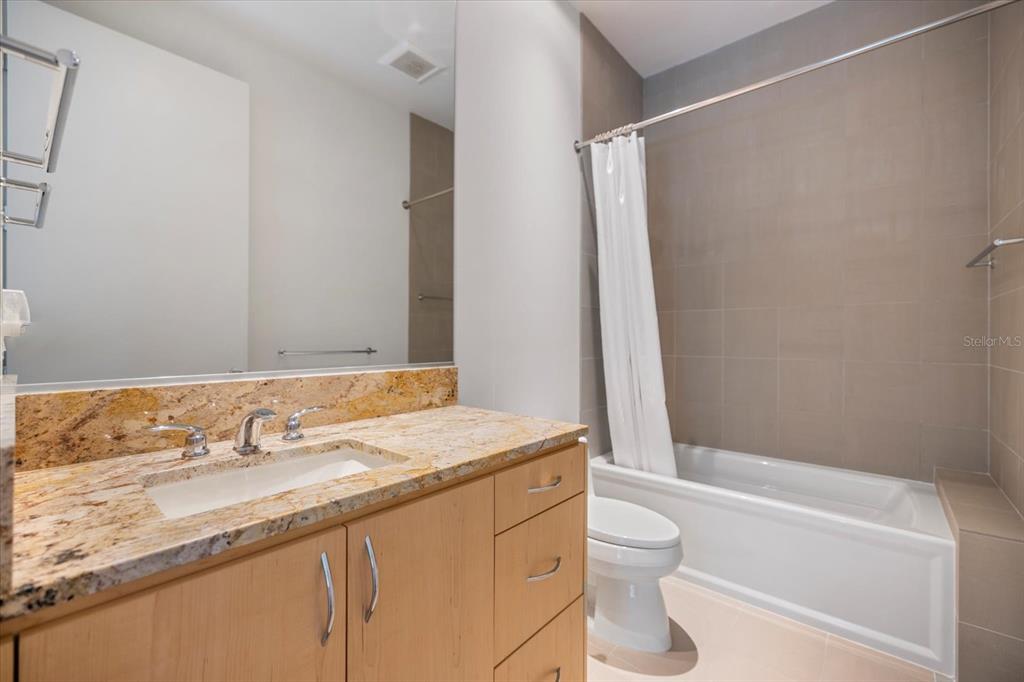 Sarasota, Florida, 34239, United States, 4 Bedrooms Bedrooms, ,5 BathroomsBathrooms,Residential,For Sale,1988202