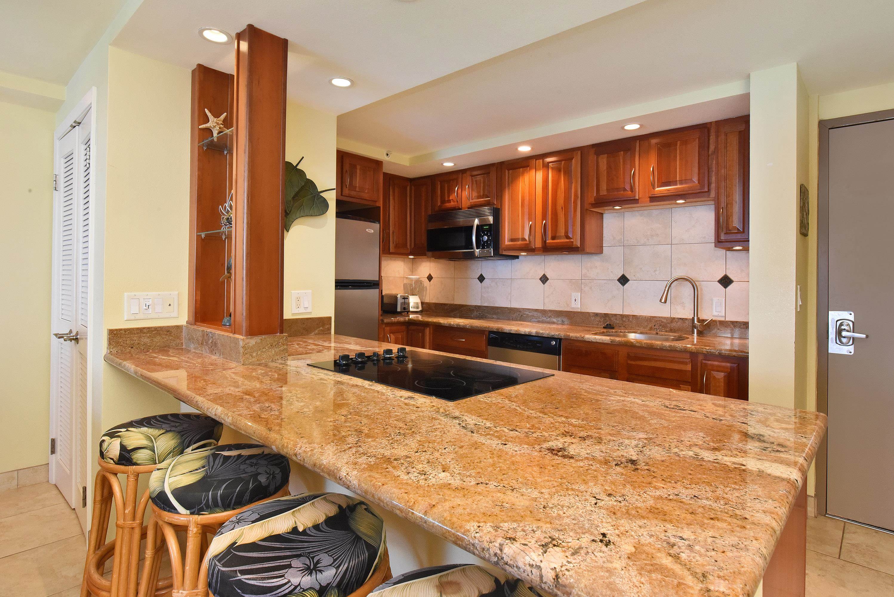 Lahaina, Hawaii, 96761, United States, 2 Bedrooms Bedrooms, ,2 BathroomsBathrooms,Residential,For Sale,1828104