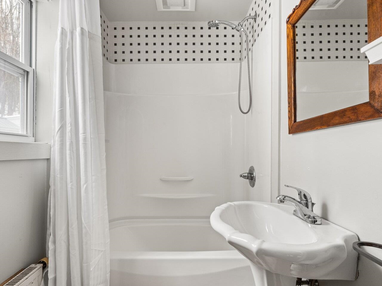 Ripton, Vermont, 05766, United States, 11 Bedrooms Bedrooms, ,11 BathroomsBathrooms,Residential,For Sale,1736347