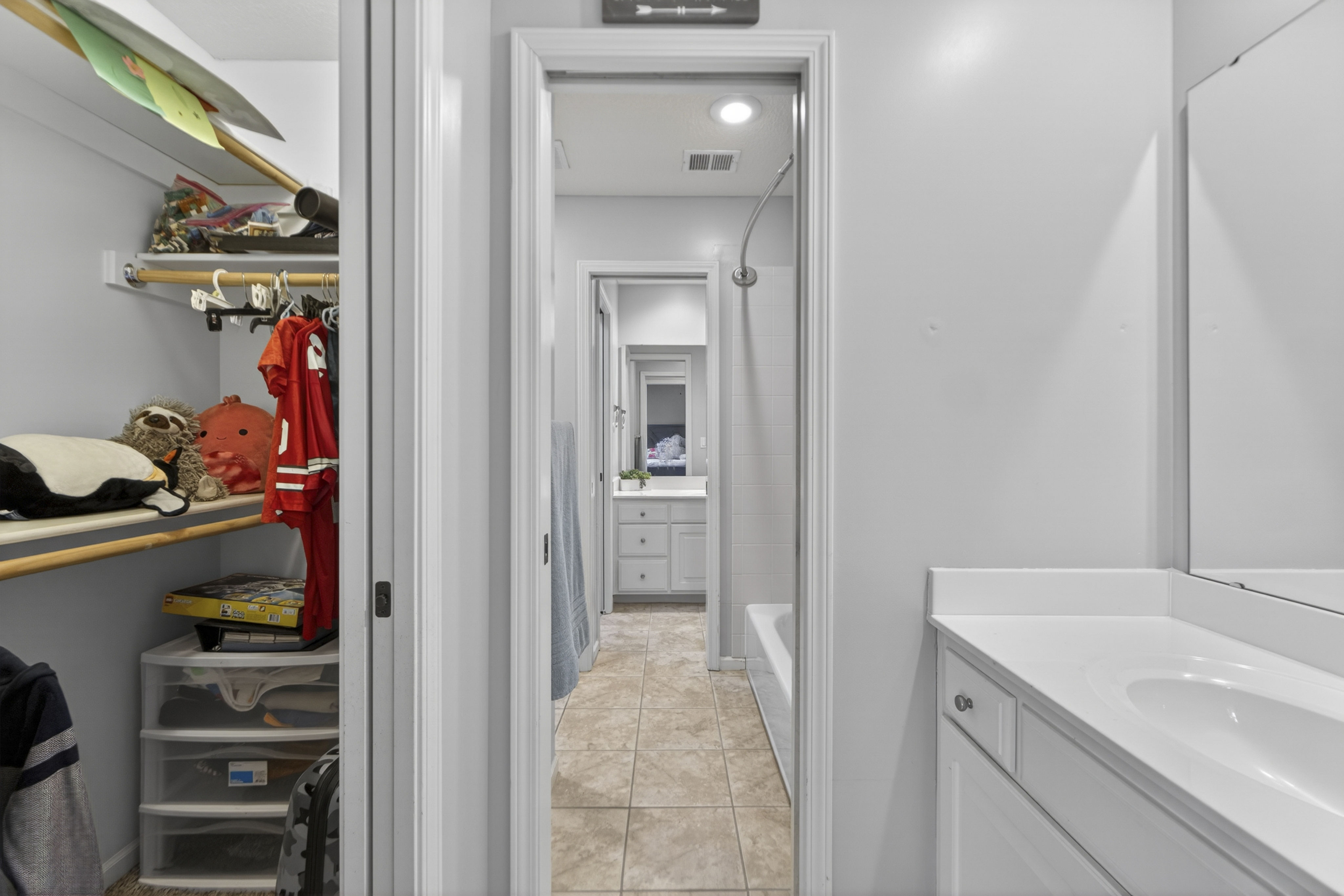  15933 Ballentine Street, Overland Park, KS 66221 - 物件實景